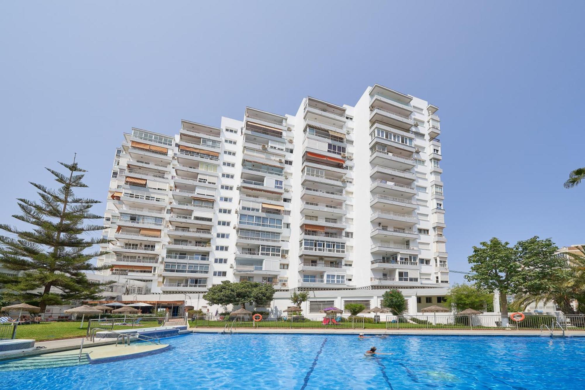 Apartamento Happy Days- Diana 1 베날마데나코스타 외부 사진